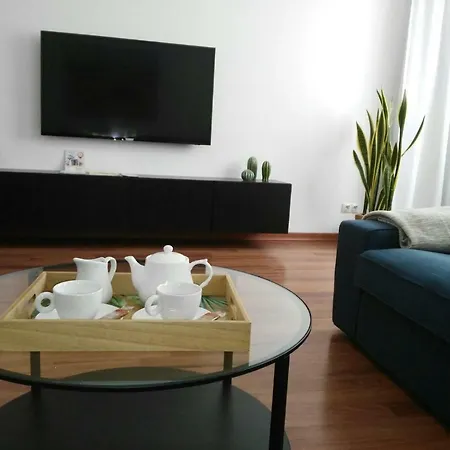Canarifornia - Free Parking And Family Getaway Apartment Telde