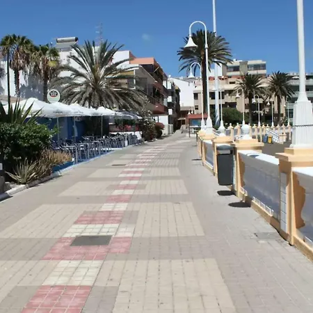 Canarifornia - Free Parking And Family Getaway Apartment